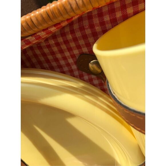 Vintage Women’s Brown Picnic Wicker Basket with Red and White Gingham Plaid Lini - Picture 6 of 15